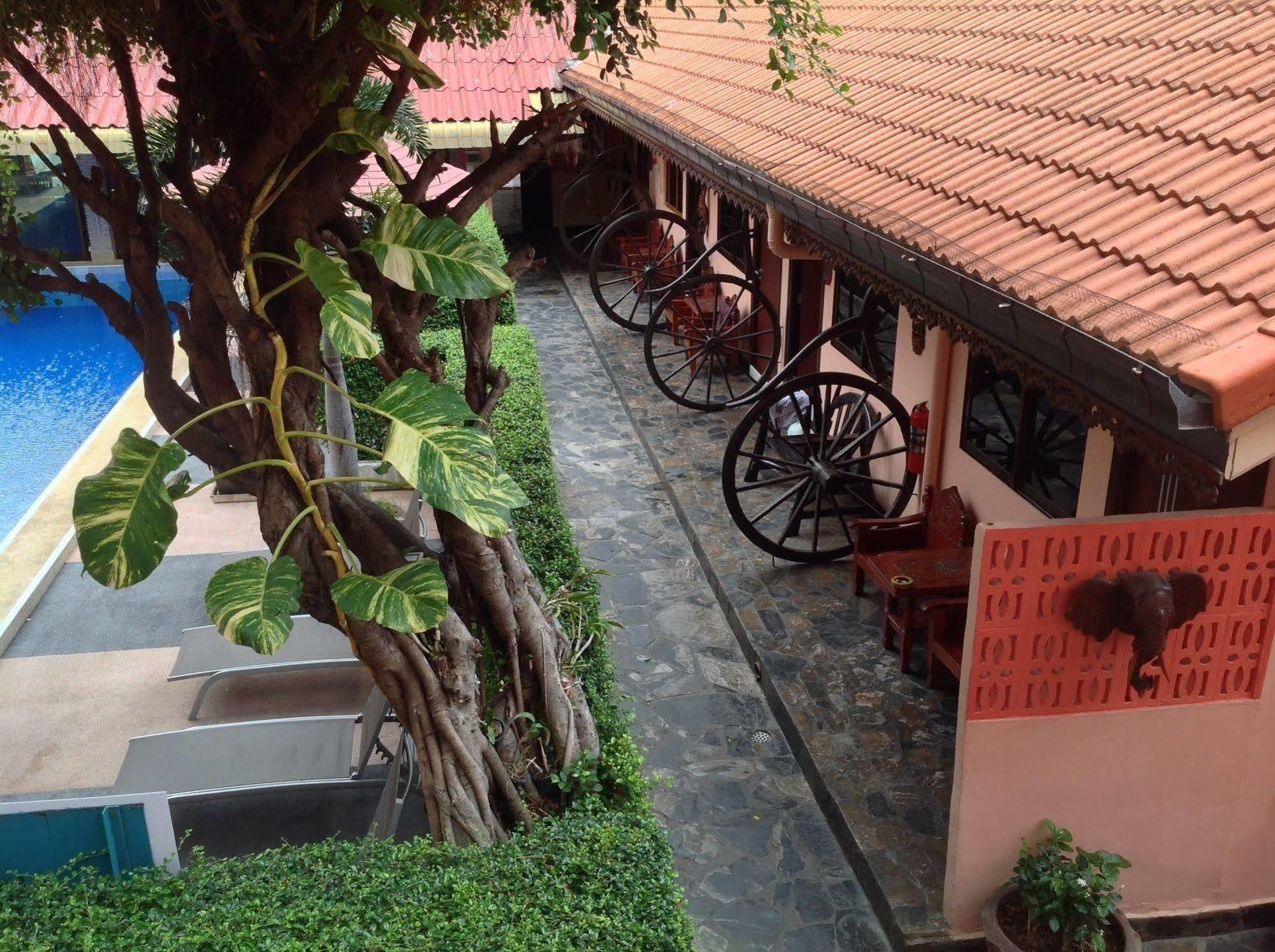 Ma Maison Pattaya Exteriör bild