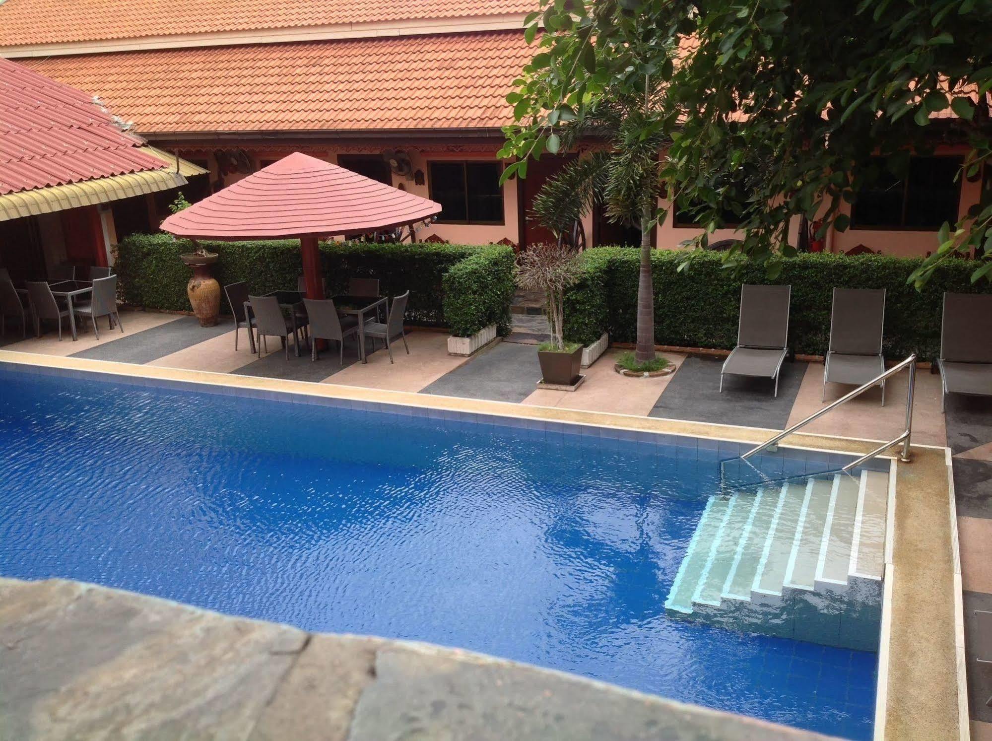 Ma Maison Pattaya Exteriör bild